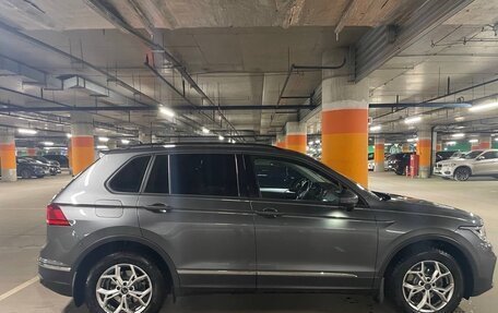 Volkswagen Tiguan II, 2021 год, 3 400 000 рублей, 7 фотография