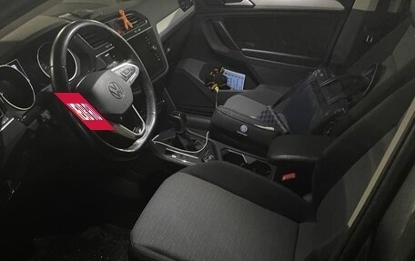 Volkswagen Tiguan II, 2021 год, 3 400 000 рублей, 13 фотография