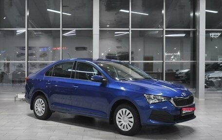 Skoda Rapid II, 2021 год, 2 000 000 рублей, 1 фотография