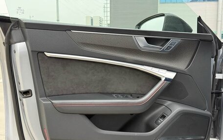 Audi RS 7, 2022 год, 18 609 044 рублей, 13 фотография