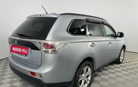 Mitsubishi Outlander III рестайлинг 3, 2012 год, 1 040 000 рублей, 5 фотография