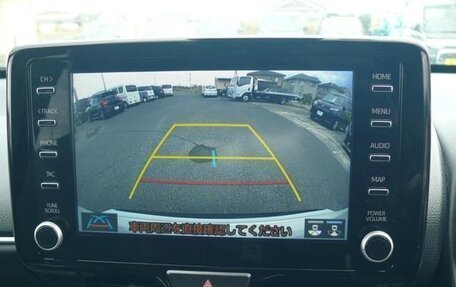 Toyota Yaris Cross, 2022 год, 1 598 000 рублей, 15 фотография