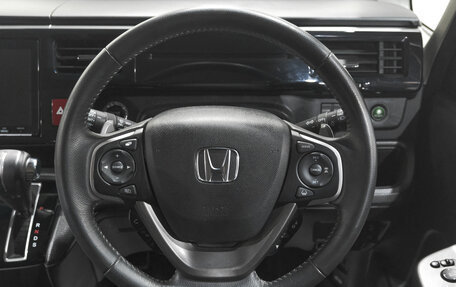 Honda Stepwgn IV, 2019 год, 2 169 000 рублей, 12 фотография