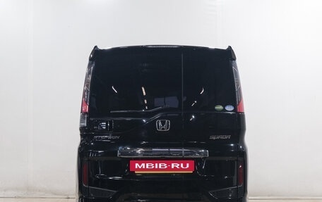 Honda Stepwgn IV, 2019 год, 2 169 000 рублей, 5 фотография