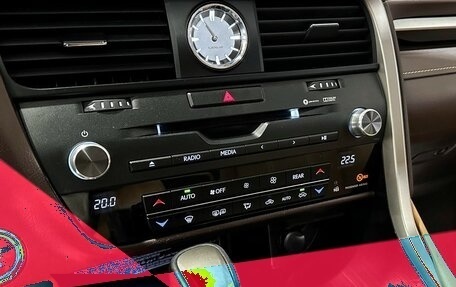 Lexus RX IV рестайлинг, 2018 год, 4 997 000 рублей, 29 фотография