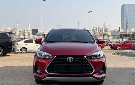 Toyota Yaris XP150 рестайлинг, 2022 год, 1 350 000 рублей, 2 фотография