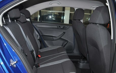 Skoda Rapid II, 2021 год, 2 000 000 рублей, 7 фотография