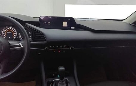 Mazda 3, 2022 год, 1 723 277 рублей, 8 фотография