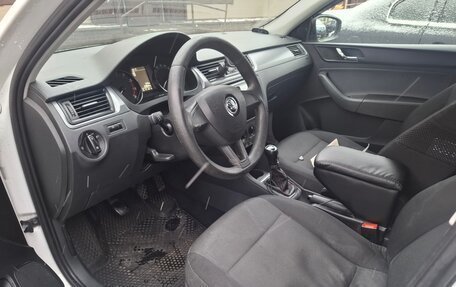 Skoda Rapid I, 2017 год, 380 000 рублей, 4 фотография