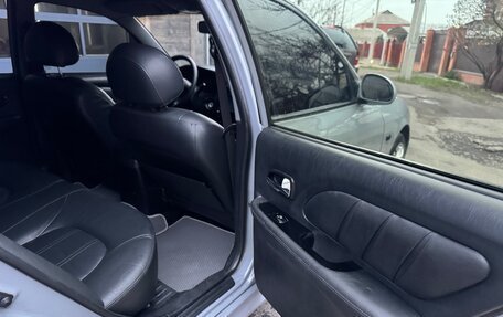 Hyundai Sonata IV рестайлинг, 2005 год, 670 000 рублей, 18 фотография