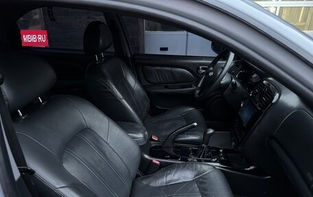 Hyundai Sonata IV рестайлинг, 2005 год, 670 000 рублей, 24 фотография