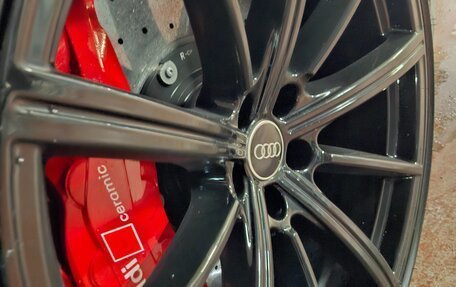 Audi RS 6, 2024 год, 26 000 000 рублей, 5 фотография