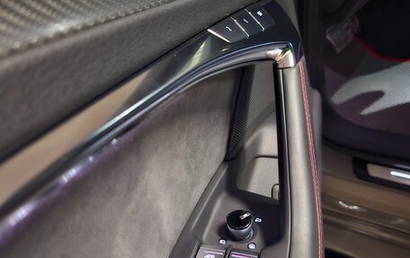 Audi RS 6, 2024 год, 26 000 000 рублей, 10 фотография