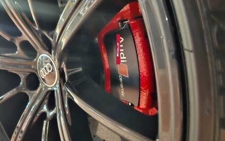 Audi RS 6, 2024 год, 26 000 000 рублей, 4 фотография