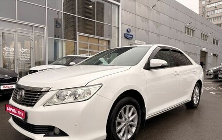 Toyota Camry, 2013 год, 1 679 000 рублей, 2 фотография