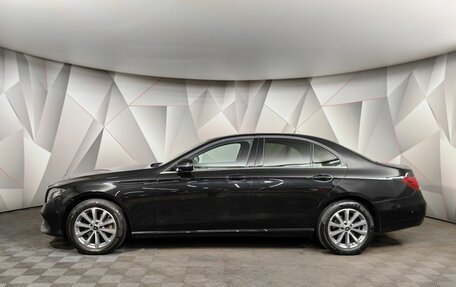 Mercedes-Benz E-Класс, 2018 год, 2 780 000 рублей, 5 фотография