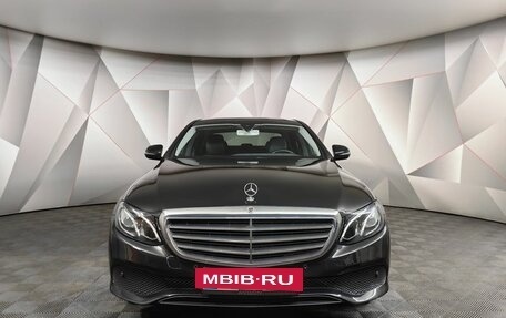 Mercedes-Benz E-Класс, 2018 год, 2 780 000 рублей, 7 фотография