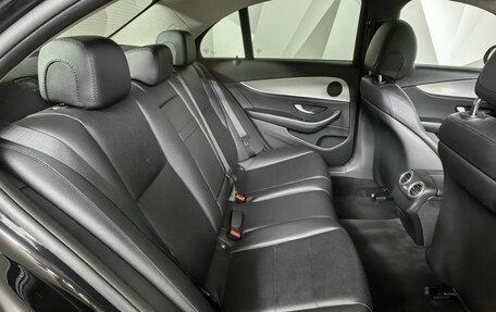 Mercedes-Benz E-Класс, 2018 год, 2 780 000 рублей, 14 фотография