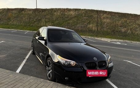 BMW 5 серия, 2004 год, 1 210 000 рублей, 3 фотография