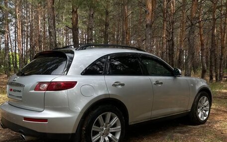 Infiniti FX I, 2006 год, 1 100 000 рублей, 2 фотография