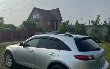 Infiniti FX I, 2006 год, 1 100 000 рублей, 15 фотография