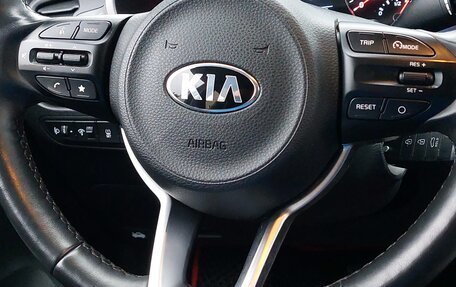 KIA Rio IV, 2021 год, 1 860 000 рублей, 6 фотография