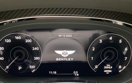 Bentley Bentayga I, 2021 год, 32 000 000 рублей, 2 фотография