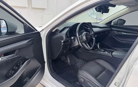 Mazda 3, 2022 год, 1 555 457 рублей, 9 фотография