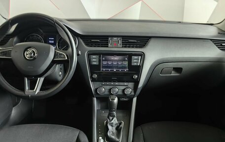 Skoda Octavia, 2019 год, 1 797 000 рублей, 12 фотография