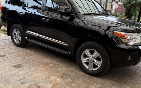 Toyota Land Cruiser 200, 2013 год, 4 300 000 рублей, 1 фотография