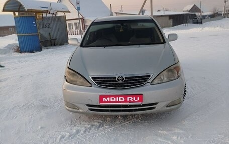 Toyota Camry V40, 2002 год, 680 000 рублей, 1 фотография