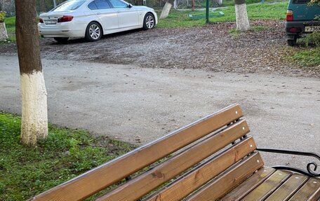 BMW 5 серия, 2013 год, 2 100 000 рублей, 2 фотография