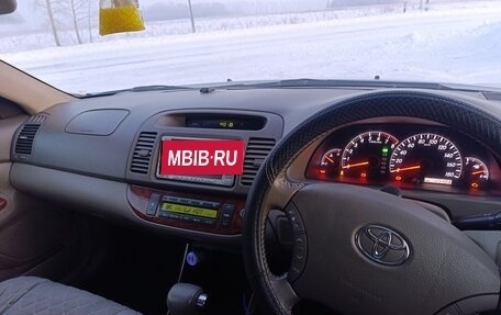 Toyota Camry V40, 2002 год, 680 000 рублей, 16 фотография