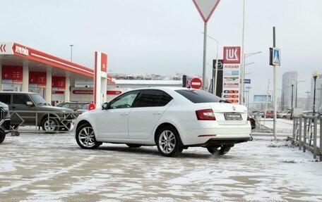 Skoda Octavia, 2018 год, 1 880 000 рублей, 7 фотография