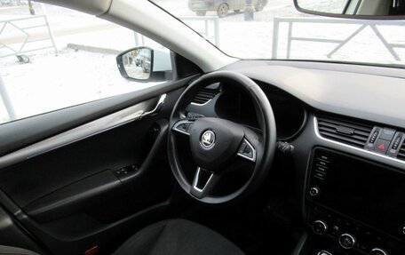 Skoda Octavia, 2018 год, 1 880 000 рублей, 17 фотография