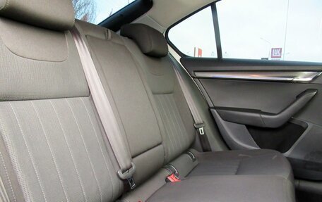 Skoda Octavia, 2018 год, 1 880 000 рублей, 20 фотография