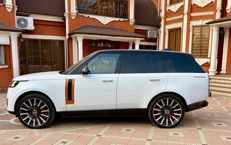 Land Rover Range Rover IV рестайлинг, 2022 год, 16 000 000 рублей, 3 фотография