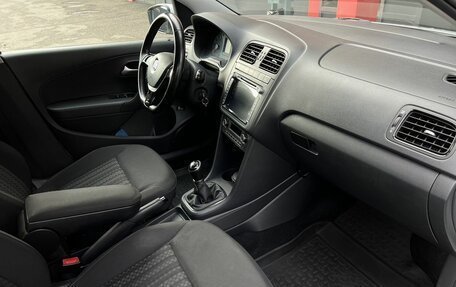 Volkswagen Polo VI (EU Market), 2015 год, 920 000 рублей, 17 фотография