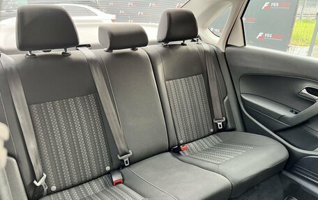 Volkswagen Polo VI (EU Market), 2015 год, 920 000 рублей, 22 фотография