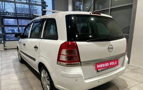 Opel Zafira B, 2011 год, 685 000 рублей, 4 фотография