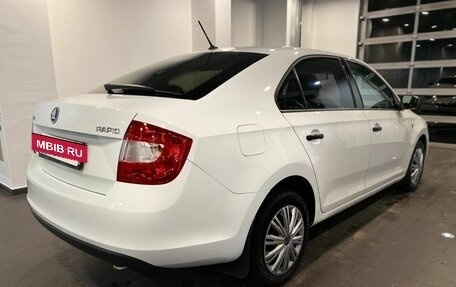 Skoda Rapid I, 2016 год, 825 000 рублей, 3 фотография