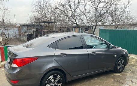 Hyundai Solaris II рестайлинг, 2012 год, 840 000 рублей, 11 фотография