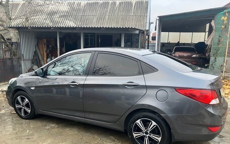 Hyundai Solaris II рестайлинг, 2012 год, 840 000 рублей, 15 фотография