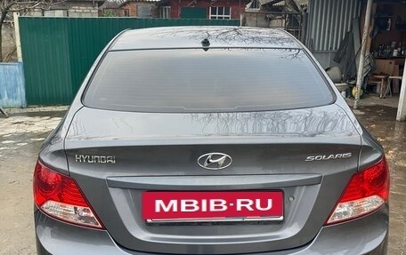 Hyundai Solaris II рестайлинг, 2012 год, 840 000 рублей, 22 фотография