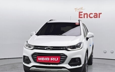 Chevrolet Trax, 2022 год, 1 350 000 рублей, 2 фотография