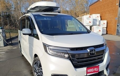 Honda Stepwgn IV, 2019 год, 2 550 000 рублей, 1 фотография