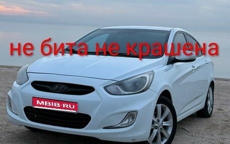 Hyundai Solaris II рестайлинг, 2012 год, 849 000 рублей, 1 фотография