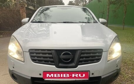 Nissan Qashqai, 2009 год, 795 000 рублей, 2 фотография