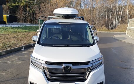 Honda Stepwgn IV, 2019 год, 2 550 000 рублей, 3 фотография