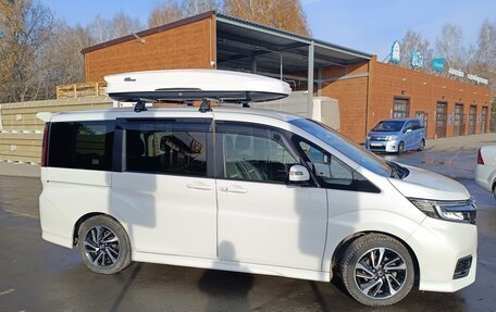 Honda Stepwgn IV, 2019 год, 2 550 000 рублей, 7 фотография